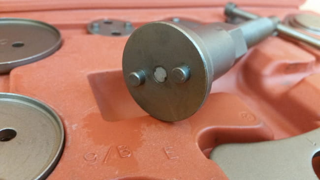 Zestaw do wyciskania tłoczków hamulcowych SilverTools S10604