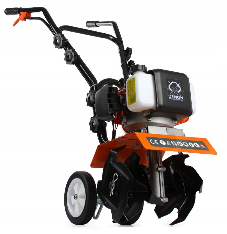 Glebogryzarka Demon M83261 30 cm 2600 W 3,5 KM
