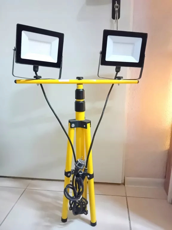 Halogen biały zimny 9000 lm 100 W